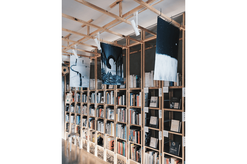 「坂本龍一的身邊,總是有書。」大塊文化攜手重本書店推出「坂本圖書」展覽企劃